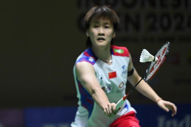 俱乐部与球 俱乐部与球